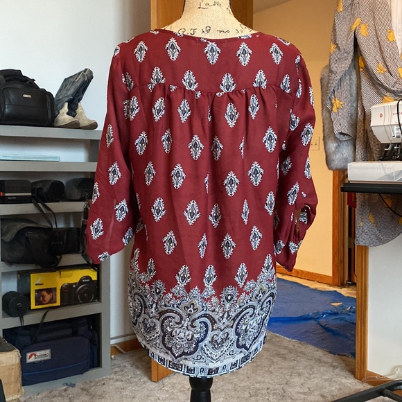 Maroon Blouse - Picture 2 of 3